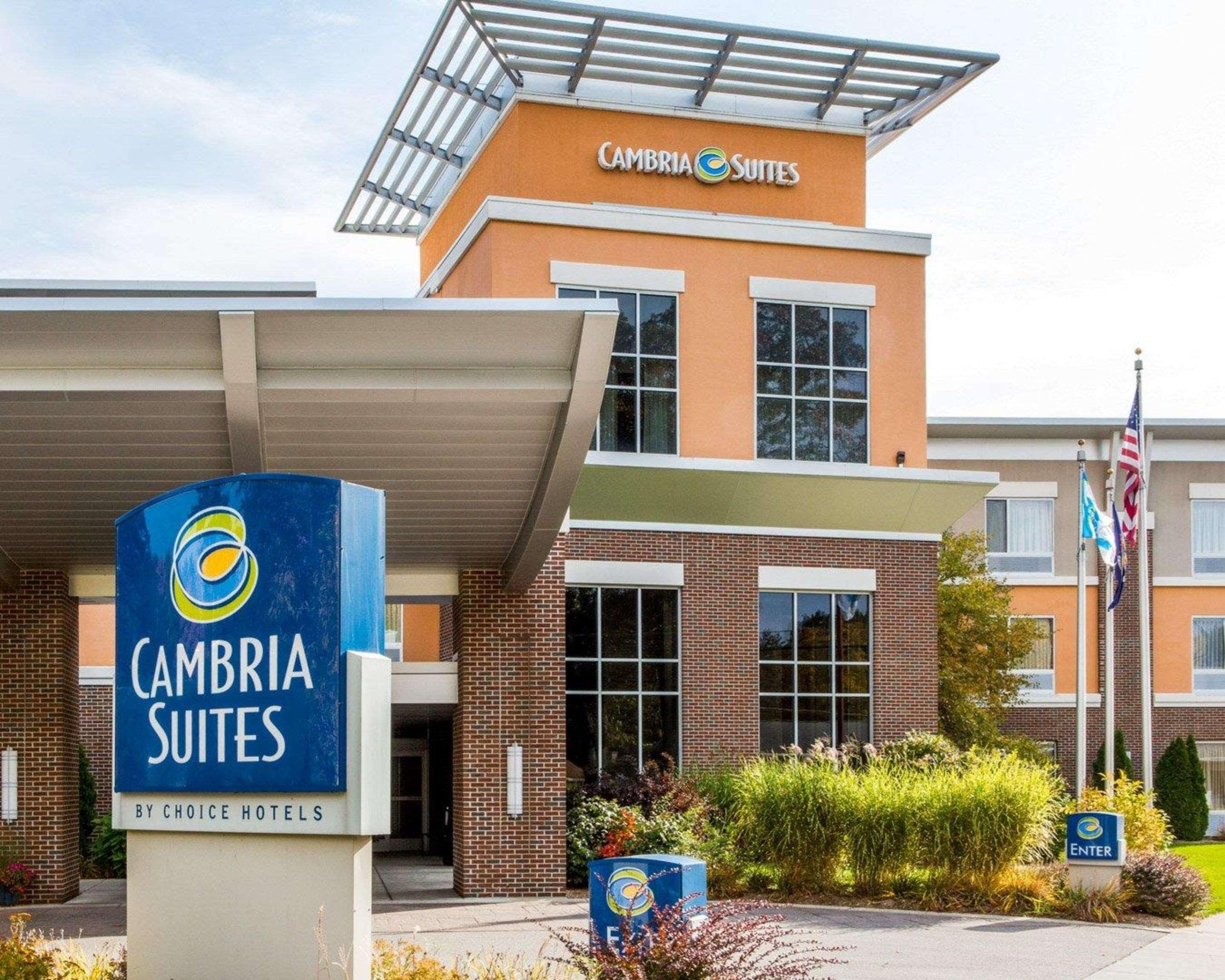 Cambria Hotel Traverse City Exterior foto