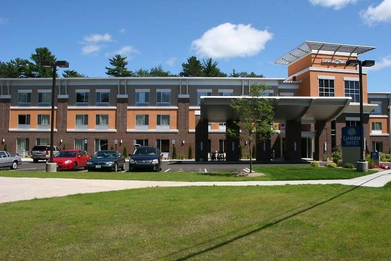 Cambria Hotel Traverse City Exterior foto