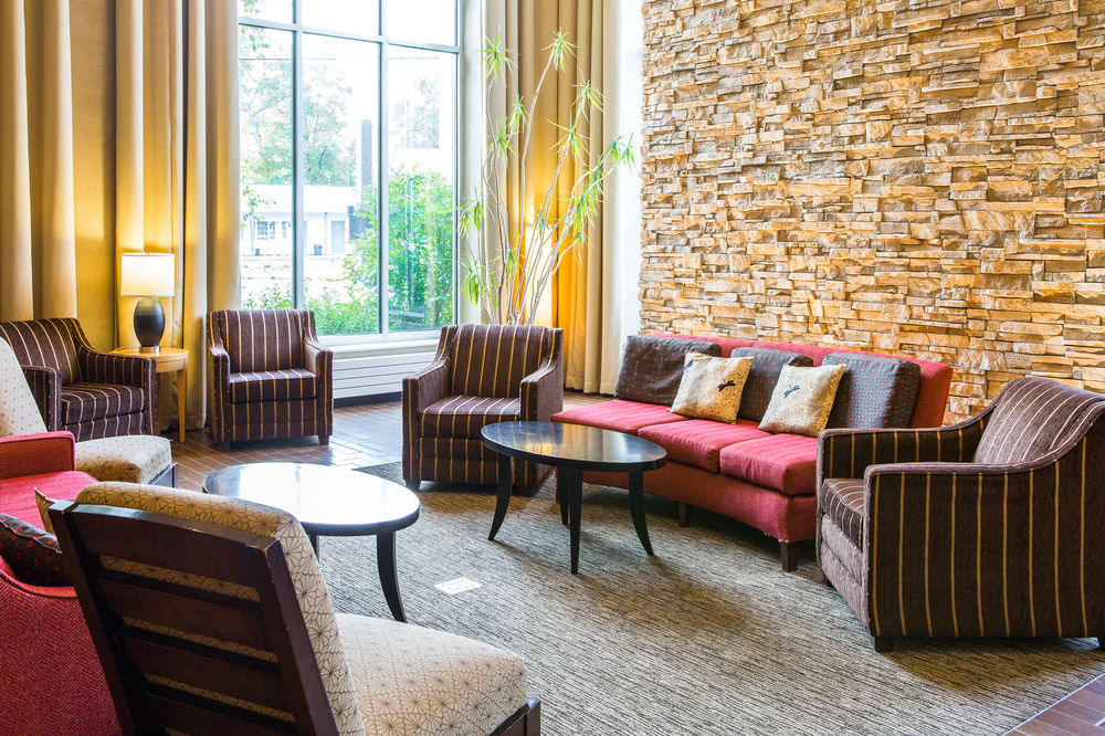 Cambria Hotel Traverse City Exterior foto